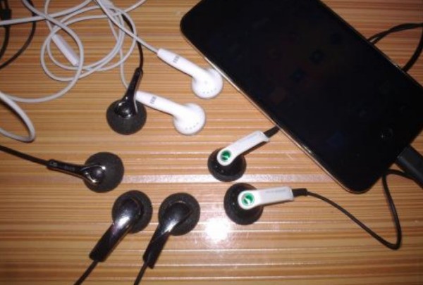 手机有电流声是什么問題
