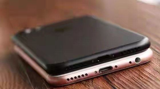 苹果手机话筒尘土如何清理
