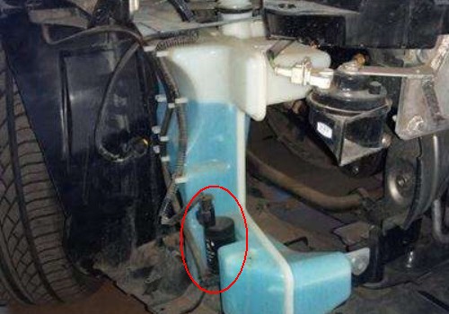 大众宝来玻璃水电机在哪里