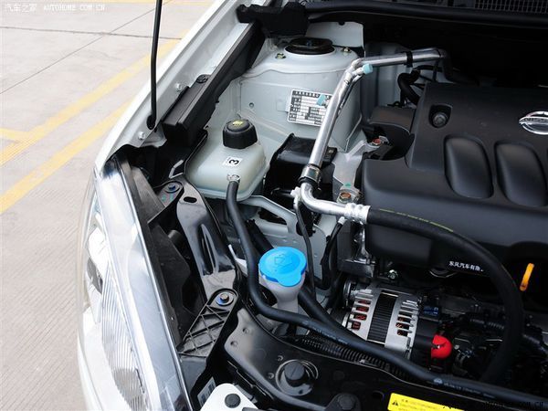 逍客的玻璃水肿么加