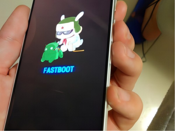 fastboot小米手机开机不了怎么处理