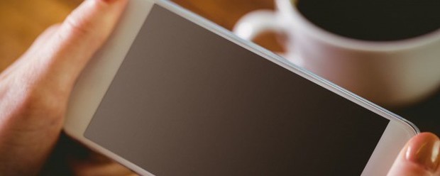 vivoiqoo忽然黑屏但是是开机状态？