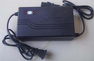 电动车普通充电器能给锂电池充电吗？