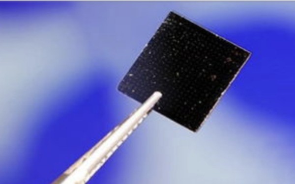 雅迪石墨烯电池初次用要电放完了才充电吗来自？