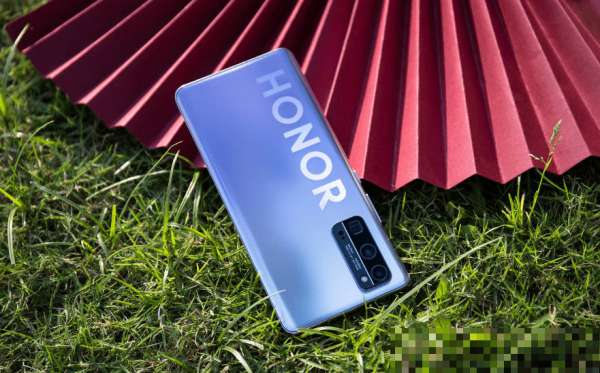 荣耀x70i和华为hi畅享80哪个更好