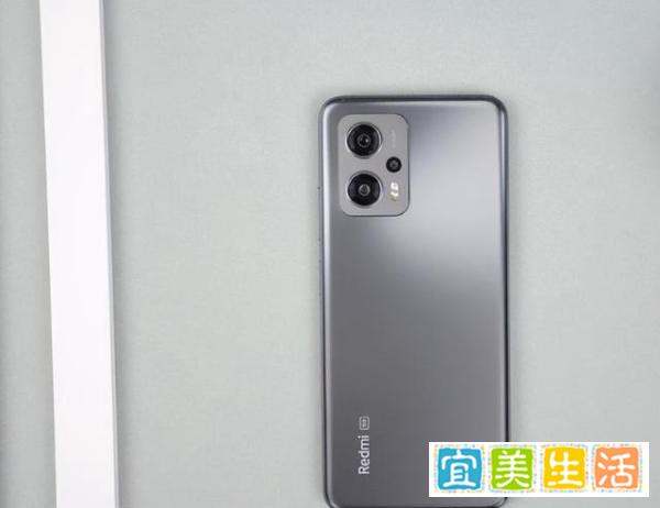 手慢无，12GB+256GB仅售1249，天玑8200-Ultra是亮点