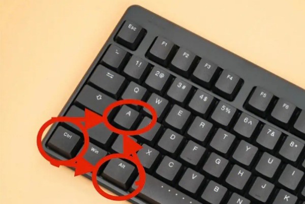 笔记本截图快捷键是哪个？