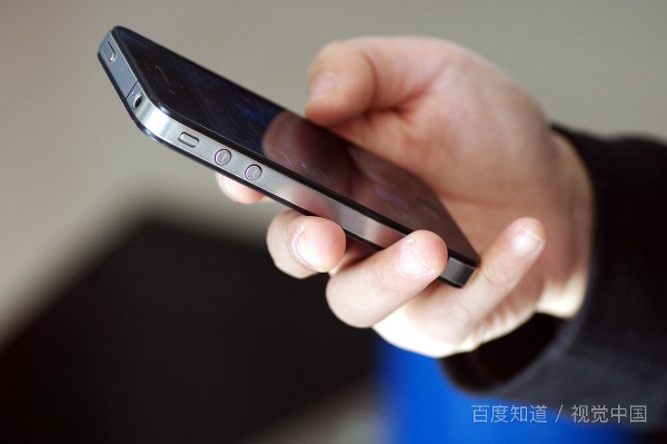 华为Mate70屏幕漏液怎么办