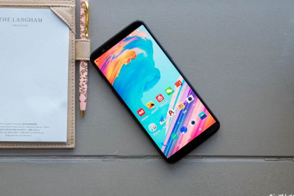 一加手机好还是红米手机好