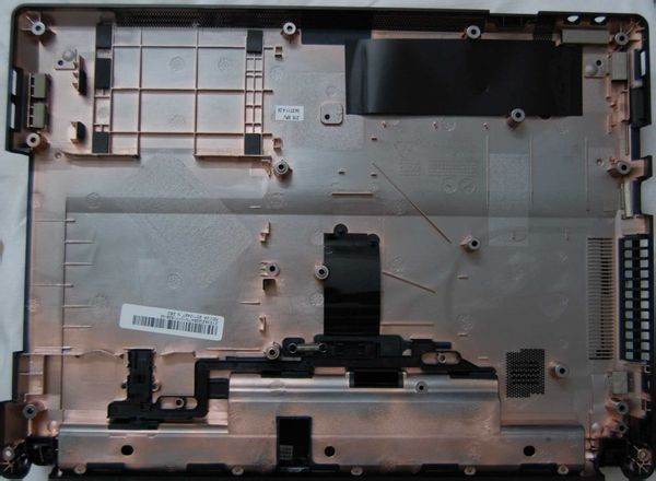 凸格充电宝肿么拆开外壳