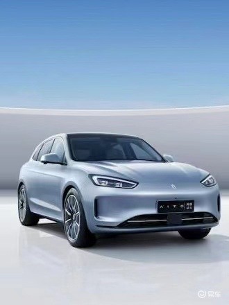 问界M7鸿蒙车机系统再迎升级，体验此次超过理想？