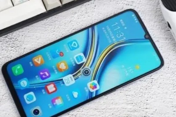 荣耀X40为何不是直屏设计呢？