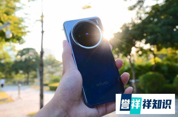 vivo“果断清仓”，512GB暴跌1580元，天玑9400+100倍变焦+100W