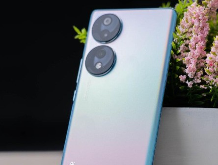 荣耀70s和华为nova7se哪个更好？