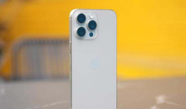 iPhone 15 Pro Max大跳水，这款手机到底好不好？优缺点是什么？