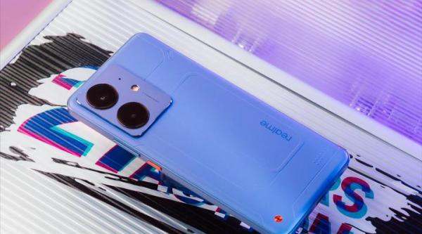 千元“内卷王”，188万分+极窄直屏+7000mAh，现已跌至1214元