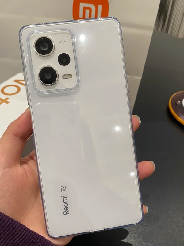 预算不多，有哪些2000元以内的手机适于送爸妈的？