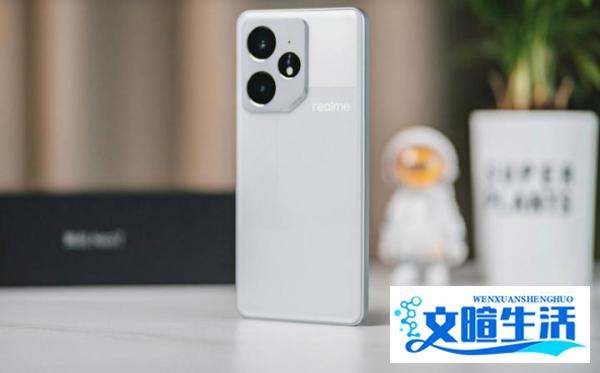 续航机皇降价了！天玑9300+7000mAh+IP69防水，12G+256G仅1699元