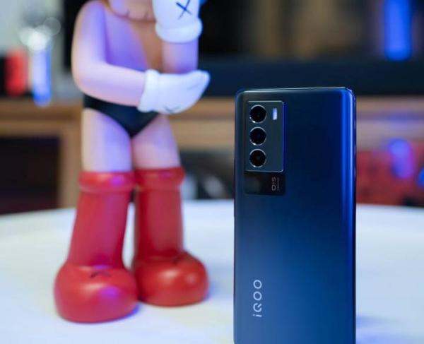 4款骁龙888旗舰机，性能强悍价格亲民，最低仅1769元，能再战5年