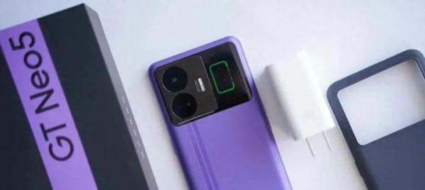 3000元预算，哪款“12+512GB”存储空间手机最值得入手？