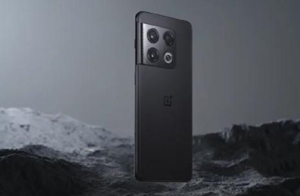 快充增大电池的背后，是否意味着骁龙8gen1功耗翻车了呢？