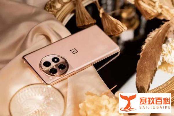 OPPO超级性价比：9140mm2VC+5500mAh+第二代骁龙8，16+512GB仅2999元