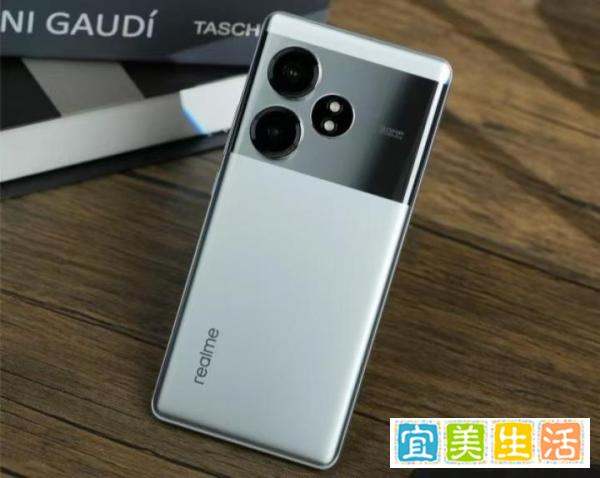 5500mAh+第三代骁龙7+芯片+2160Hz，跌至1549元，比荣耀200性能还高