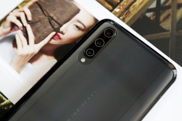 玩游戏应该入手iQOO Pro还是reno ace？起因是什么？