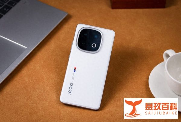 2024“最香”高端手机，骁龙8至尊版+6150mAh+2k直屏！