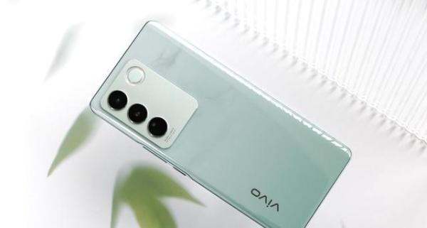 喜欢vivo手机别乱买，这几款好评率最高，方便使用价格还不贵