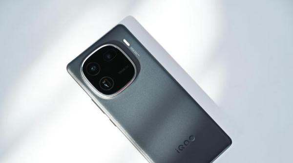 三款骁龙8Gen3的手机推荐，这三款竞争力十足！