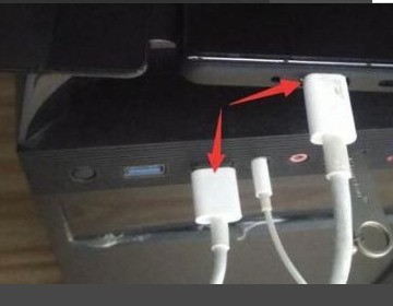 怎么把小米的相片传到U盘里？
