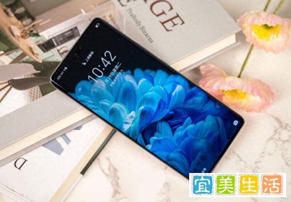 荣耀骁龙8+新机怎么样