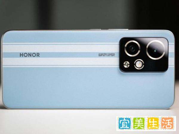 荣耀90 GT：骁龙8Gen2旗舰大降价，16GB+512GB仅售2549元