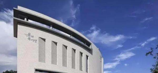 印度的外企都在逃，中国小米要不要撤？