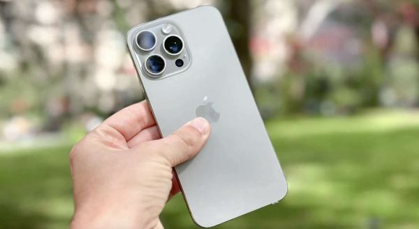 iphone16promax g9n和g9p屏幕哪个更好?