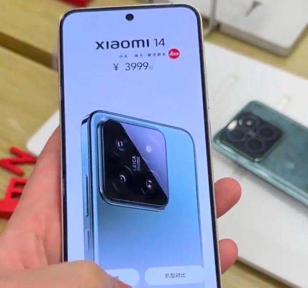 2023年双十一小米14和iqoo12对比怎么选？小米14和iqoo12哪个更好？