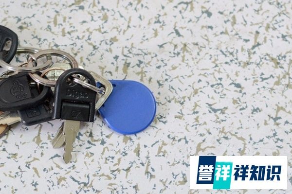 怎么把门禁卡复制在手机里？