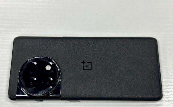 一加Ace2两千多手机值不值？