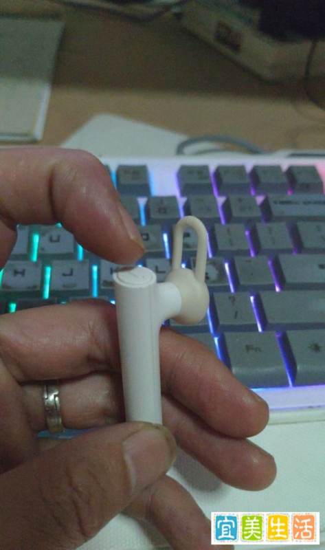 小米蓝牙耳机更换连接android手机 取消配对后重配