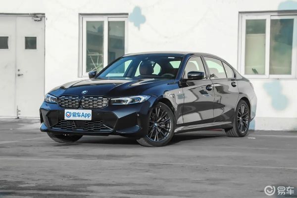 豪华中型车怎样选？奔驰C级，奥迪A4L，宝马3系，谁更强