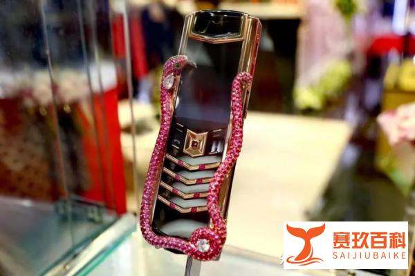 最贵 Android 手机又来了，一台可以买一车 iPhone 13