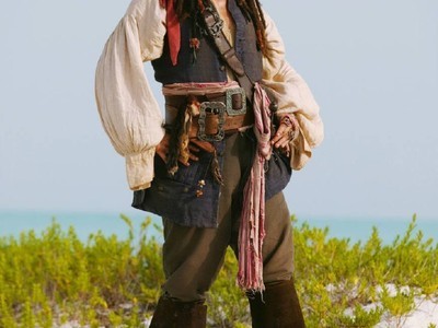 有什么软件可以免费在线看加勒比海盗全集,我推荐你们一个有很多电影都在线免费看的软件,叫2345影视