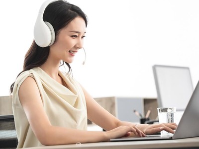 拼多多的客户服务电话是多少啊?