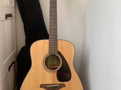 一般的木吉他可以联接音响吗？