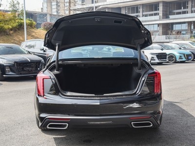 凯迪拉克后备箱两边拉手是干什么的