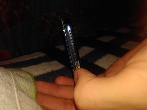 手机粘屏幕胶水推荐 ChMlWVyfECGIIz3ZAAdGtKoZMPAAAJHiwLm8kgAB0bM347.jpg