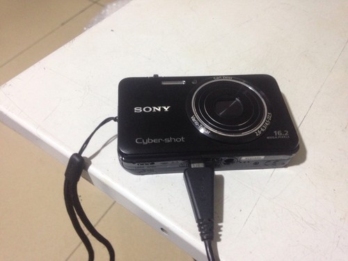 索尼DSC-WX9相机,不知怎么原因老是开不了机