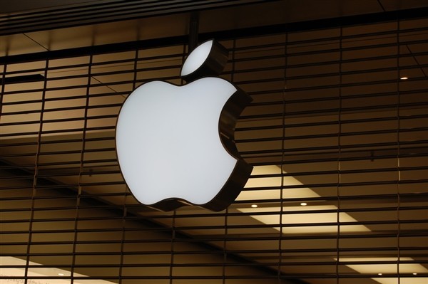 iPhone XS可以破解实现双卡功能了吗？