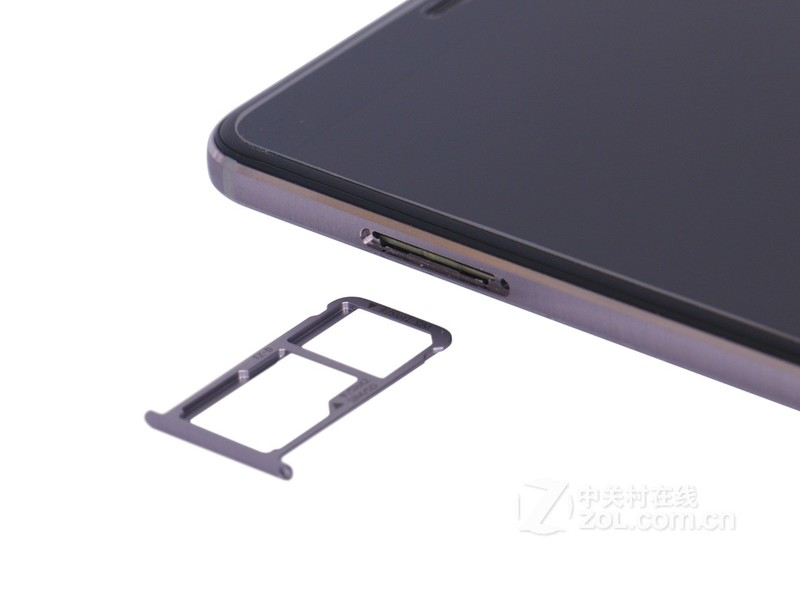 mate9只有一个卡槽吗